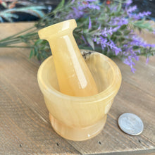 Load image into Gallery viewer, Yellow Calcite Mortar and Pestle