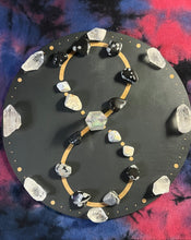 Load image into Gallery viewer, Infinity Crystal Grid (Black)