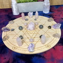 Load image into Gallery viewer, Sri Yantra Crystal Grid