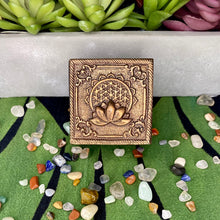 Load image into Gallery viewer, Small Flower of Life Storage Box