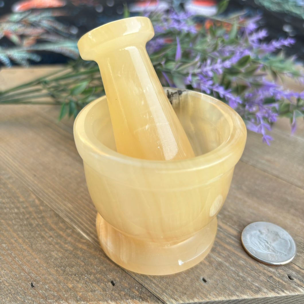Yellow Calcite Mortar and Pestle
