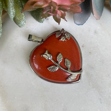 Load image into Gallery viewer, Red Jasper Floral Pendant Necklace
