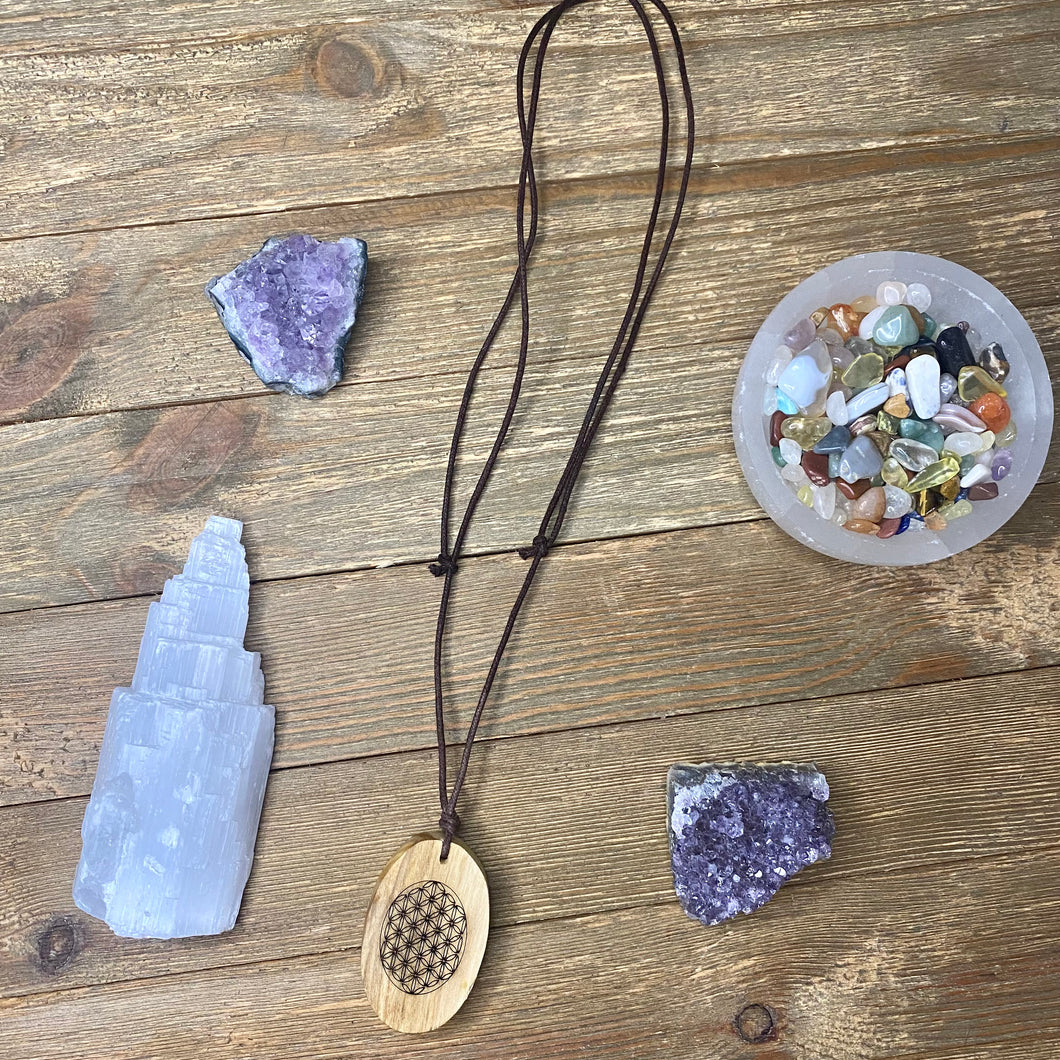 Palo Santo Adjustable Flower of Life Necklace